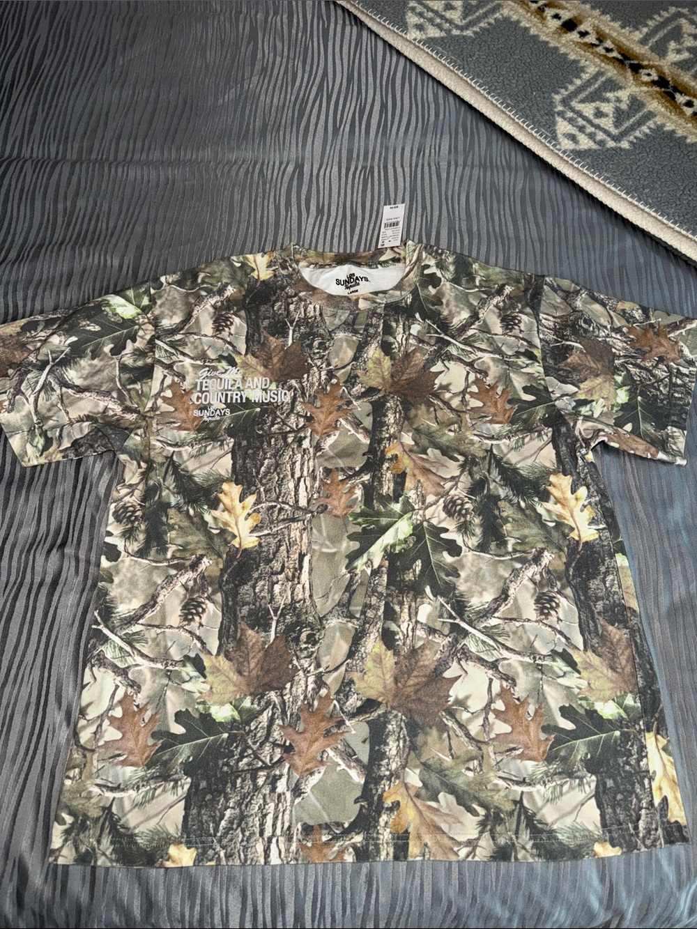 Los Sunday Camo tee